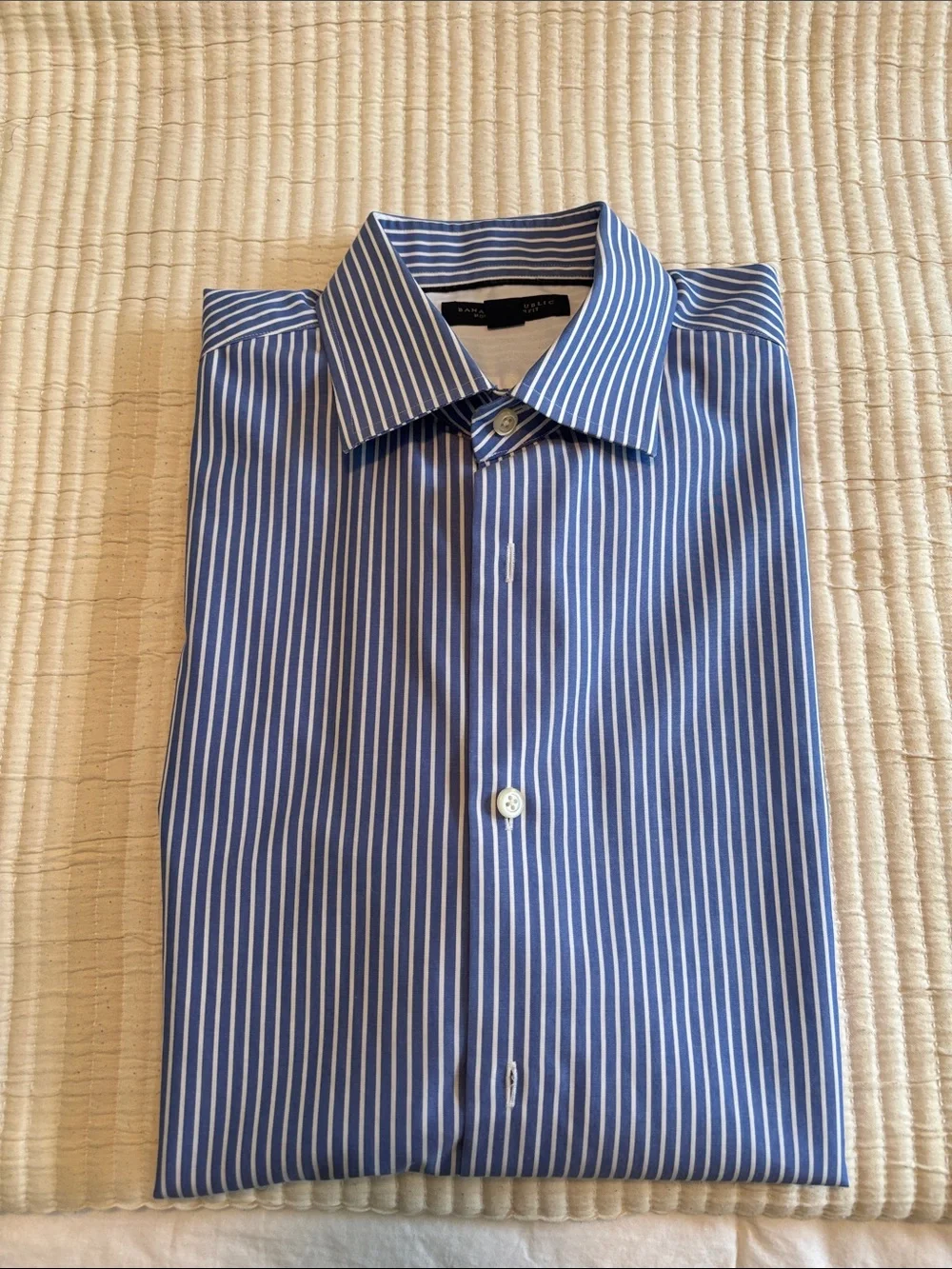 Banana Republic Men's Blue & White Stripe Dress Shirt